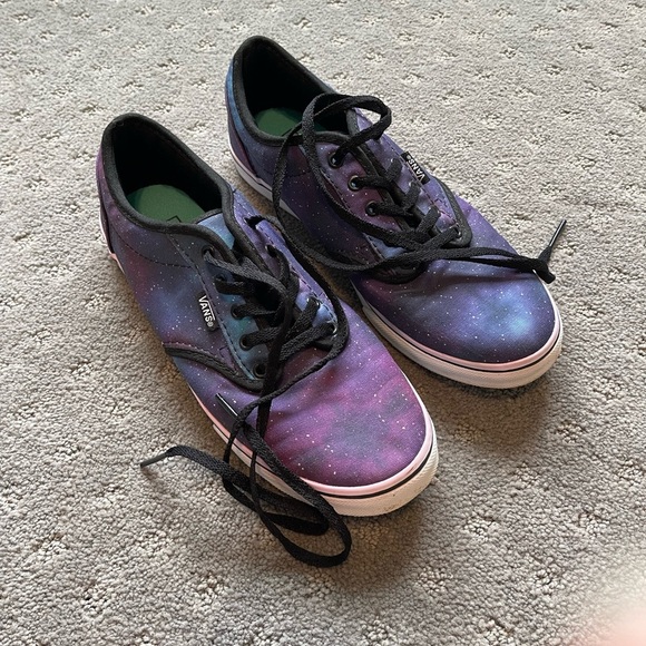 Vans Low Top Galaxy Lace Up Sneakers Women’s Size 7 - Picture 1 of 6